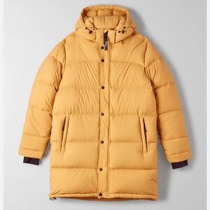 Aritzia TNA Superpuff Mid Jacket